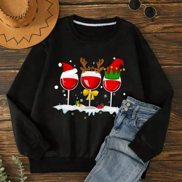 SALE❗️Christmas cheers 🍷🎄sweatshirt - Picture 1 of 2
